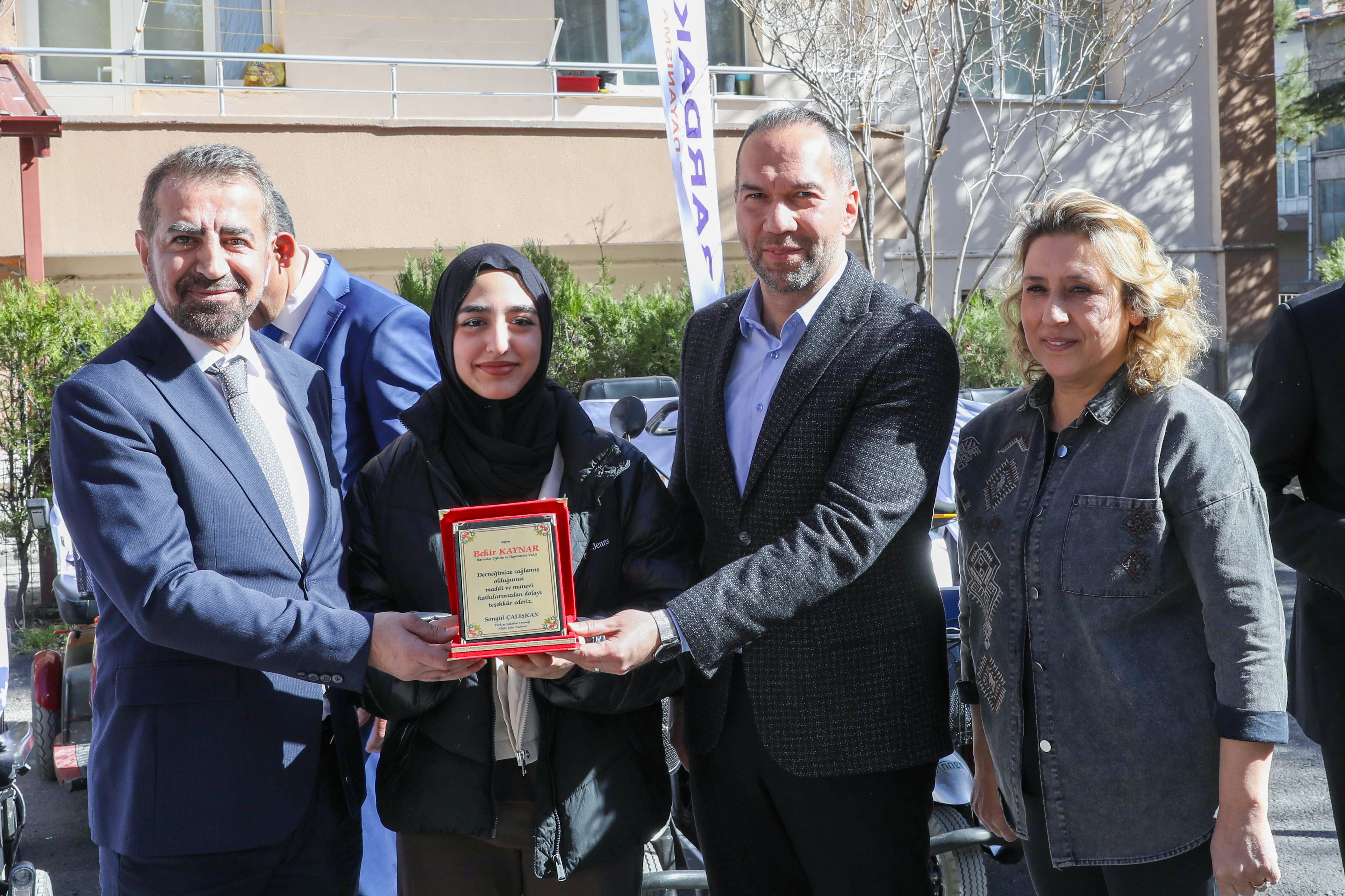 Vakıf faaliyetlerimizden Kareler